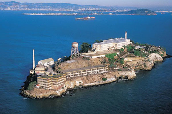 Alcatraz-prison-605x400