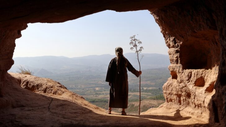 Meşədə yaşayan adam vaksin olundu